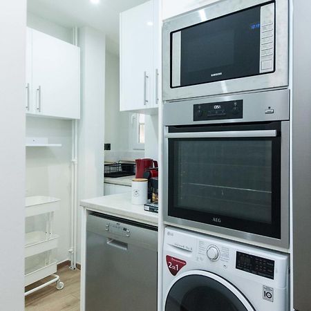 Acropolis View Modern Deluxe Suite With Balcony أثينا المظهر الخارجي الصورة