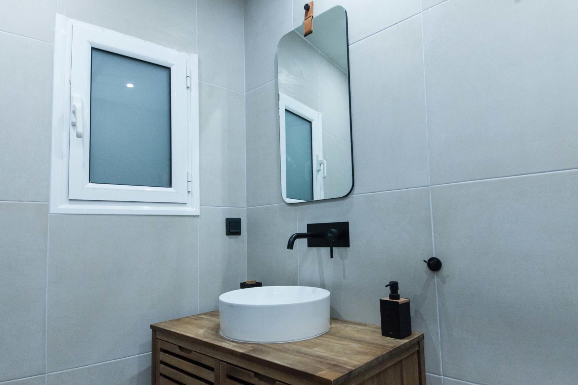 Acropolis View Modern Deluxe Suite With Balcony أثينا المظهر الخارجي الصورة