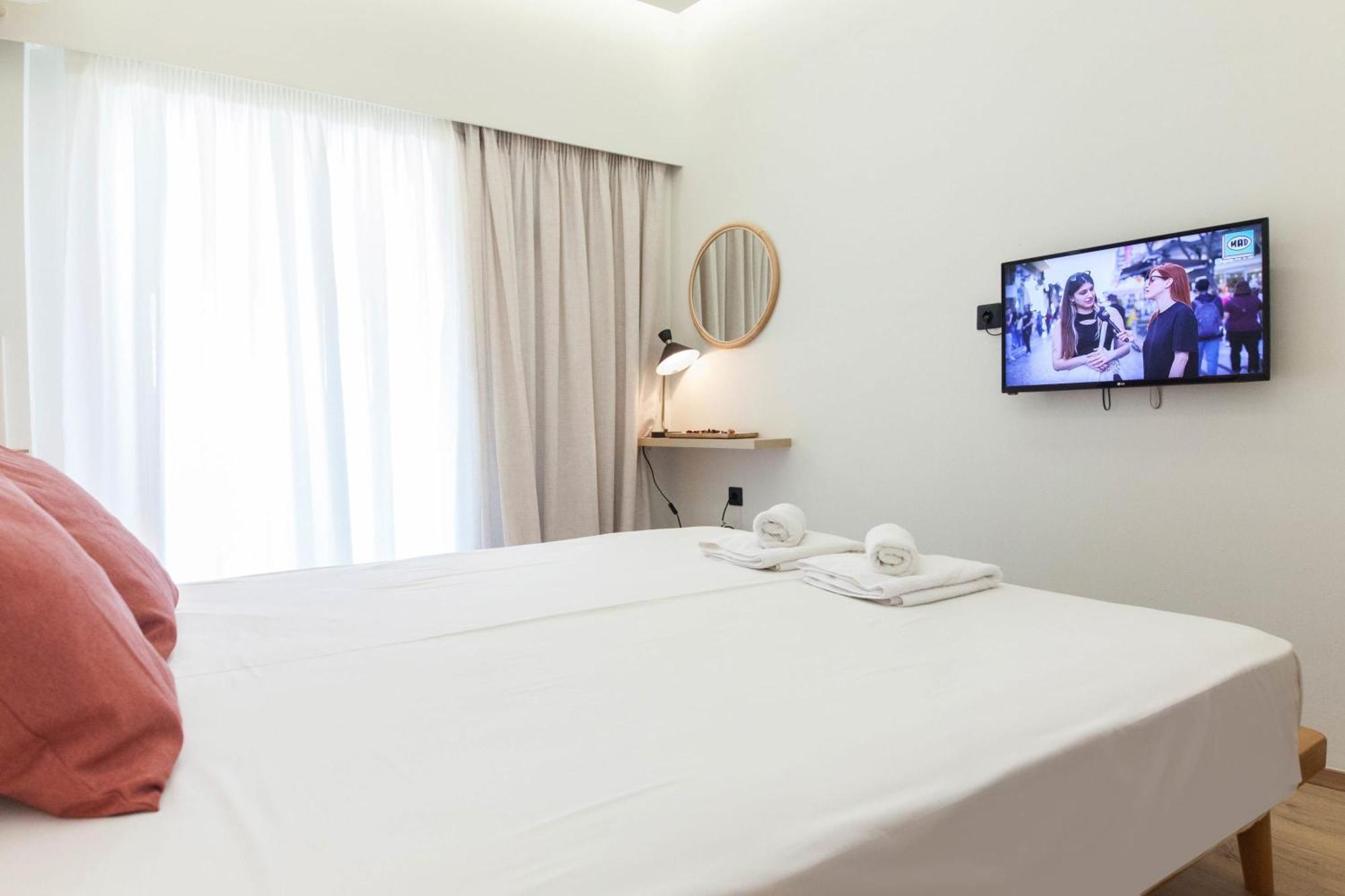 Acropolis View Modern Deluxe Suite With Balcony أثينا المظهر الخارجي الصورة