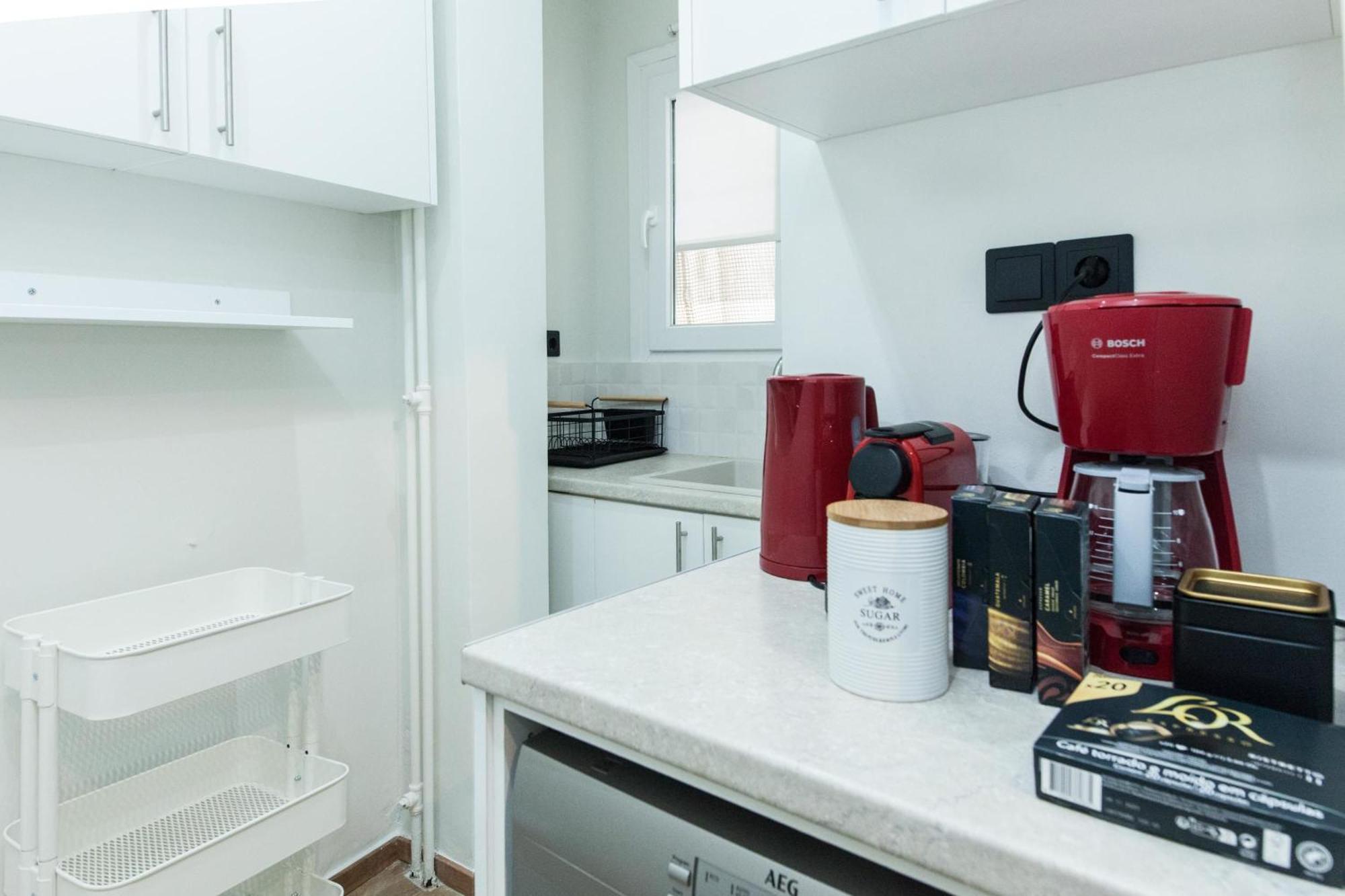 Acropolis View Modern Deluxe Suite With Balcony أثينا المظهر الخارجي الصورة